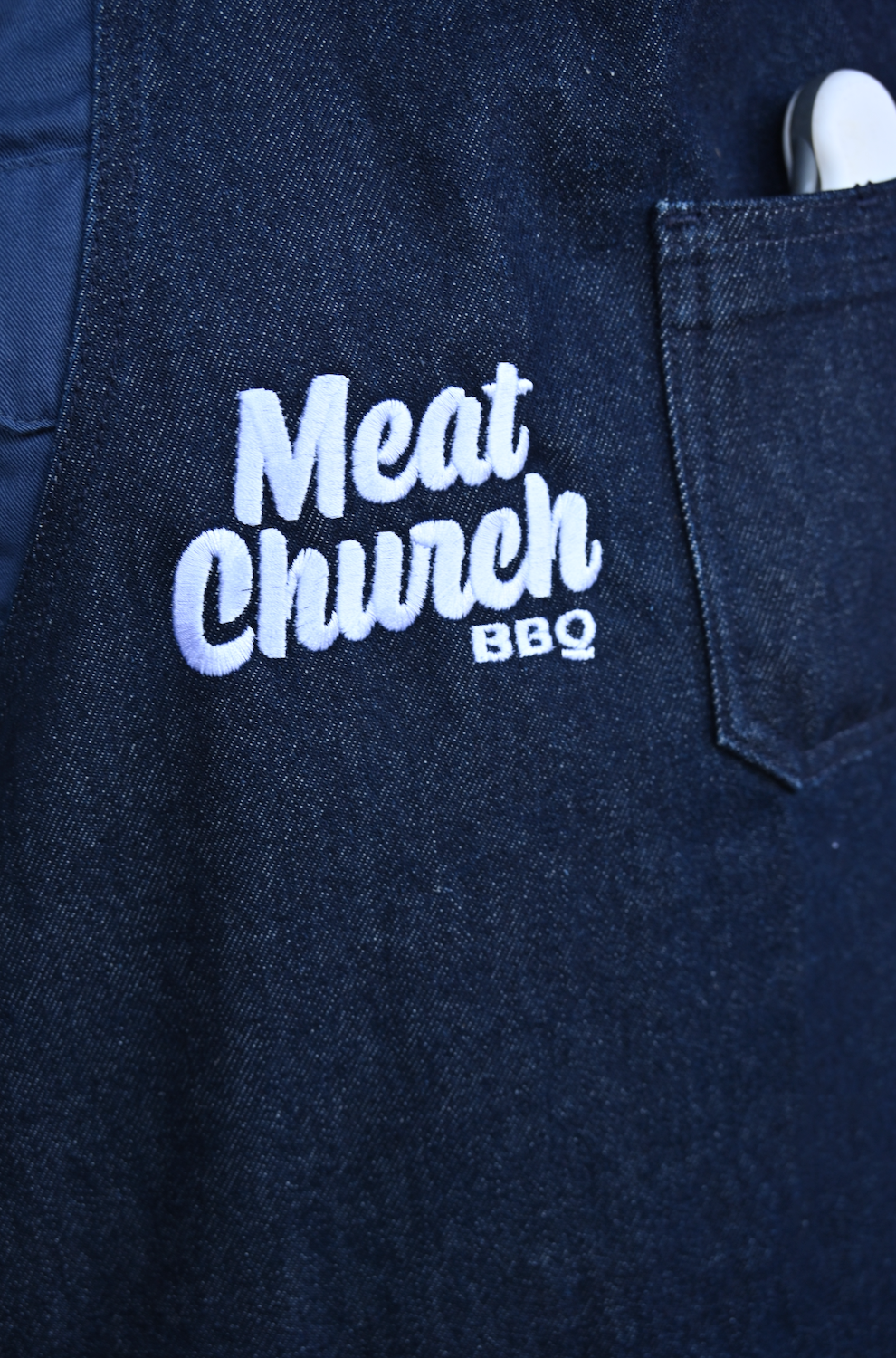 hedley-and-bennett-meat-church-apron-navy-i6 Screenshot_2024-07-03_at_2.52.19_PM.png